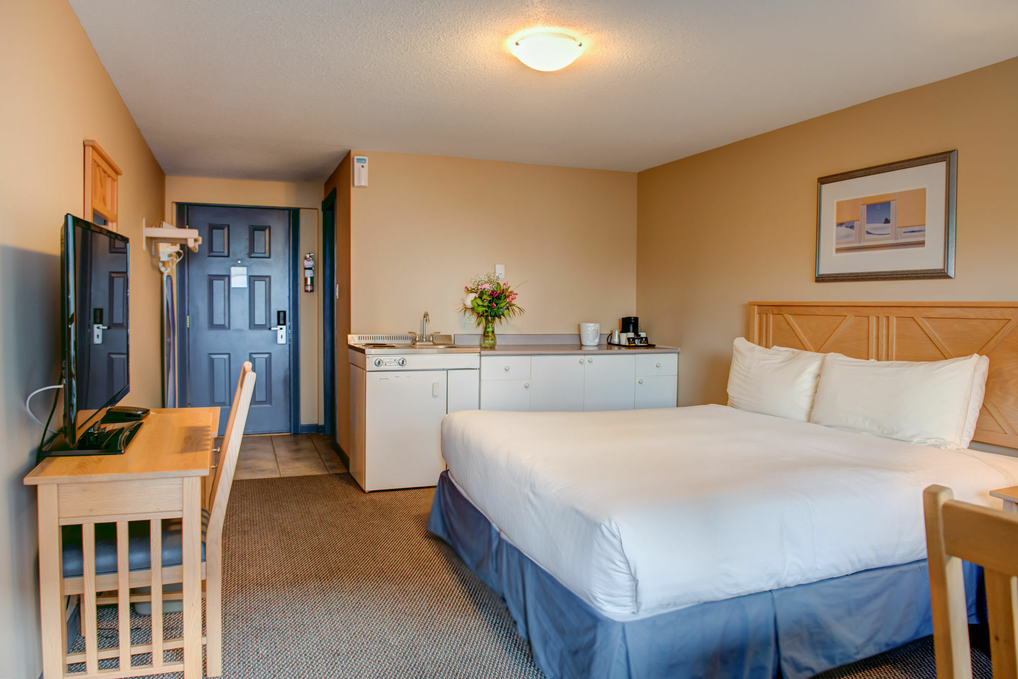 Hilltop Inn - Salmon Arm Ngoại thất bức ảnh
