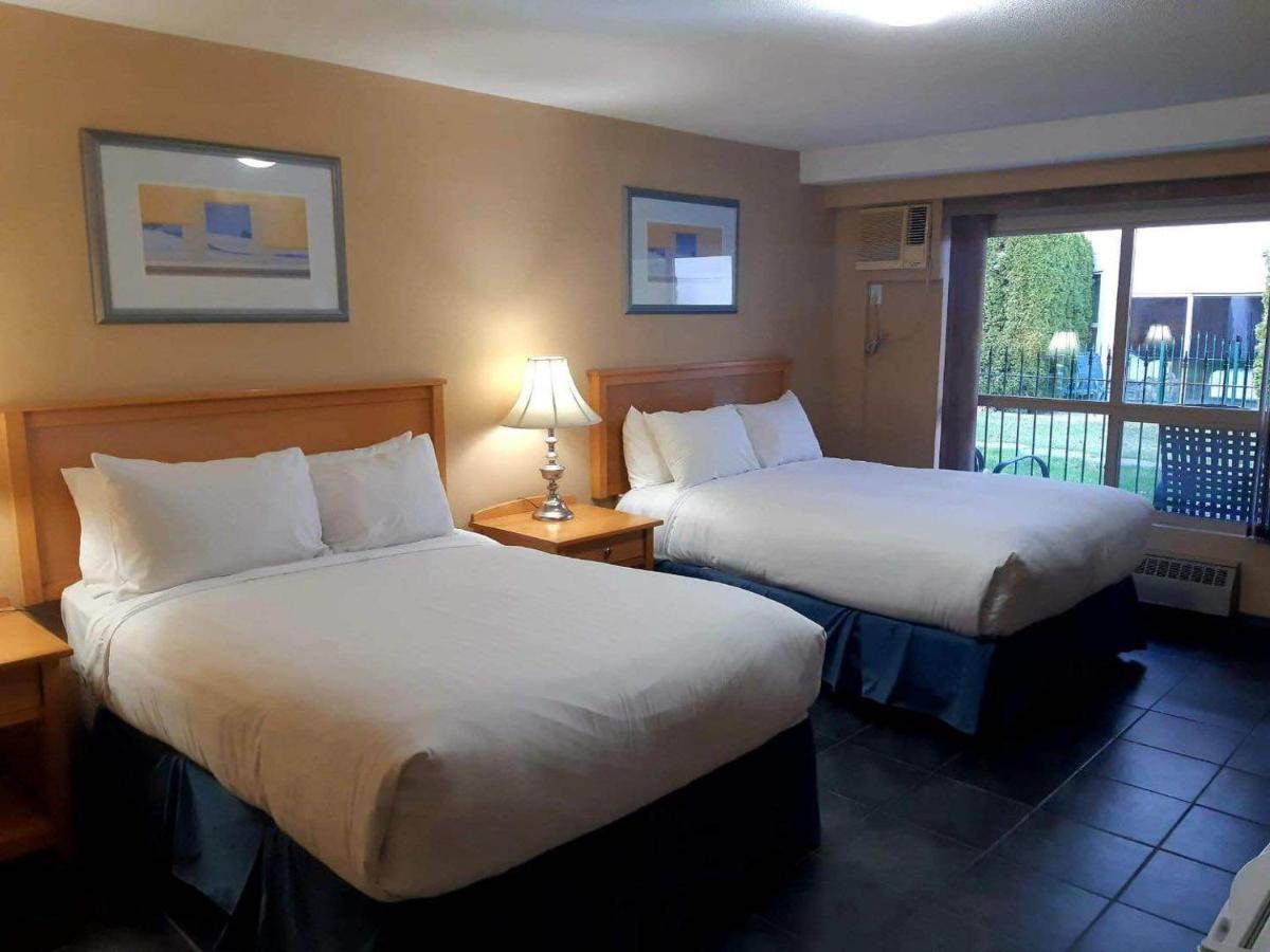 Hilltop Inn - Salmon Arm Ngoại thất bức ảnh
